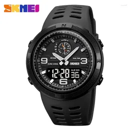 腕時計SKMEI 1655 3回アウトドアスポーツメンズエレクトロニックウォッチデュアルディスプレイマルチ機能の防水学生探査