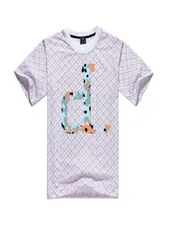 Neue Designer -Qualität Baumwolle New Oneck Shortsleeved Tshirt Marke Herren und Damen T -Shirt Mode Style Sports T -Shirt 107143801