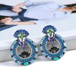 Orecchini a pennaglie rotonda in cristallo goccia di stile etnico per donne Dichiarazione di gioielli di gioielli di gioiello