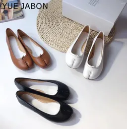 Casual Shoes Split Toe Candy Flats Ballet Woman Slip On Loafers Soft Bottom Moccasins Real Leather Single Tabi Ninja Women