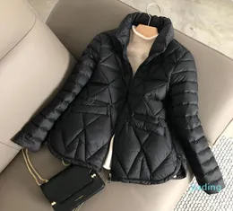 Winter Light Short Down Jacket Women 90 White Duck Warm Coat Ladies Stand Collar 캐주얼 한 느슨한 단색 Outwear8635285