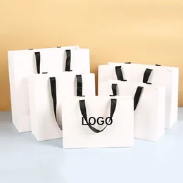Geschenkverpackung 5 PCs Benutzerdefiniert Ihre eigene Logo -Verpackungspapiertüten wiederverwendbare Einkaufstasche mit Griffen für Business Perückenkleidung