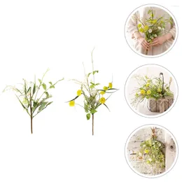 الزهور الزخرفية 2 PCS Clematis مزهرية مزيفة DIY Decors ديكورات زواج الزفاف طاولات سطح المكتب البلاستيك سطح المكتب