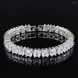 Link Bracelets 2024 Arrival Unique Design Luxury Silver Color Oval Bracelet Bangle For Women Valentine's Day Gift Jewelry S8103