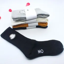 Designer Mens Womens Socks Cinque paia Luxe Sports Inverno Mesh Lettera stampata da ricamo calzino Cotton Man Woman with Box