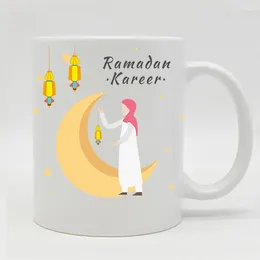 Mugs White Mubarak-Happy Eid välsignelse efter Ramadan Islamiska muslimska helgdagar Crescent Ceramic