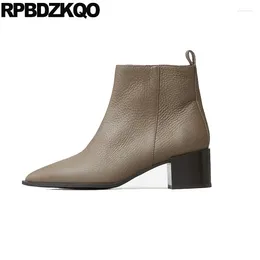 Botas botas de inverno mulheres cheiro de capota de outono zip sapatos 33 tamanho pequeno e salto médio de couro real de dedão pontilhado forrado grossa