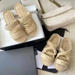 Med box mode ny toffel sandal kanal sommar kvinnor loafer lyx designer glida platt kvinnor rep utomhus sko vävda skjutare pool läder casual sko