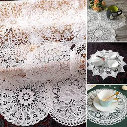 Maty stołowe 1PC 15/20/25 cm okrągły haft haftowane puste jadalnia dekoracje matki herbaty herbaty