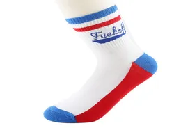 屋外スポーツソックスUnsexes Men Men Word Printed Cotton Blend Lightweight Antisweat Hosiery Footwear Lovers Midlong Socks4165839