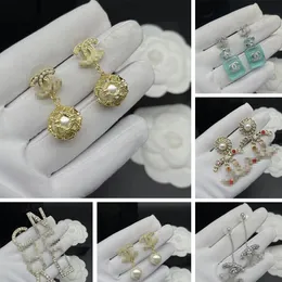 O orecchini di lettere C di moda CH 925 Orecchini di design di lusso d'argento Chan High-end Non dissolvere mai gli orecchini regalo con scatola regalo