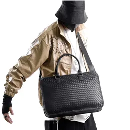 Hand bärbara väskor handväska singlarhoulder highend messenger portfölj vävd väska märke män affär i flätad väska