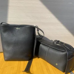 Bag nisch design sit glöm serie hängande öron kudde spanska kalvskinn ljus lyx enkel casual axel sned hink