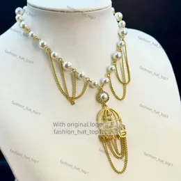 Chanells Naszyjnik Pearl Naszyjniki projektant biżuterii marka kanał list Letter Naszyjniki Choker łańcuch mody kobiet biżuteria ślubna Prezenty C Gold 10 Style 39c