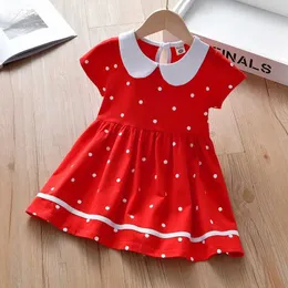 Flickans klänningar Little Maven 2024 Baby Girls Summer Red Dress Cotton Casual Clothing Red Cute Childrens Bekväma kläder 2-7 år D240520