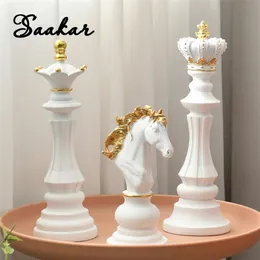 Saakar International Chess Resin Decorative Ornaments Home Interior Office Figurines King Queen Knight Statue Collection Objects 240506