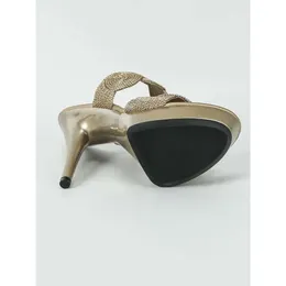 Sandalet topuklu 13cm 2024 Balık S Toe Kadınlar Sandas Platfrom Dans Gold Klasik Slipper LFD Sandal Topuk Fih Kadın 'Sanda Fah 8d7 iyon Claic