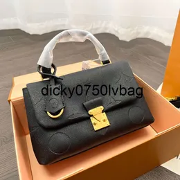 Lvity Designer Bag Louiseviution Lvse Case Bag Paftat Wzmacniacz kosmetyki torebka Torebka Messenger Top Skórz Klasyczne powody swobodne formalne Crossbody Prezent M.