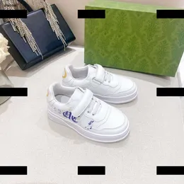 Top Kids Casual Schuh Kinder-Turnschuhe Babyschuhe 2023 Neue Produkte einfach zu tragen Boxverpackung Frühlingsgröße 26-35