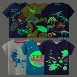 2024 Summer Fashion Children Children luminous dinossauros Shark Cartoon T-shirt meninos camisa Jumper Top Kids Roupos 240425