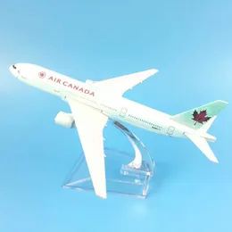 Flugzeugmodle kostenlose Lieferung von 16 cm Air Canada Boeing 777 Metalllegierung Modell Plan Flugzeugmodell Spielzeug Flugzeug Flugzeug S2452089