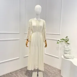 Casual Dresses 2024 Spring Summer Vintage Silk A-Line fyrkantig krage ihålig vete lapptäcke långärmad beige midi klänning
