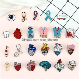 Pins Broschen 30 Stile Medizinische Emaille Brosche Syring Herz Stethoskop für Krankenschwester Doktor