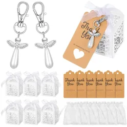 24/30pcs Flügel Keychain Favor Boxen/Tasche Danke Karten Hochzeits Geburtstagsfeier Babypteufer Taufe Kommunion Keyring 240521