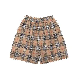 Herr shorts sommar klassiska modemärke andningsbara elastiska midja byxor khaki kontrasterande färg strand avslappnad lös capris england stil