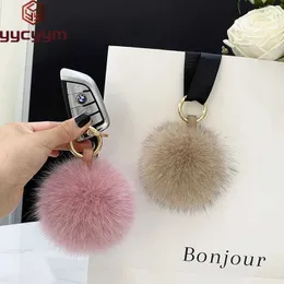 Keychains Lanyards Fluffy Real Fox Fur Ball Poms Keychain For Women Luxury Pompom Keyring Accessories Bag Decoration Emo Trinket Jewelry Gifts Q240521