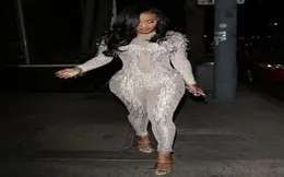 Kvällsklänning Yousef Aljasmi Jumpsuit Kim Kardashian Long Sleeve Oneck Tassel Crystal Jumpsuit Almoda Gianninaazar Zuhlair Murad 5730107