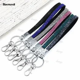 Flash Keychain Diamond Chain Designer Key Chain Long Short Wrist Strap Phone Case Hanging Sheet Hanging Rope Car Keyring Ornament Pendant Accessories