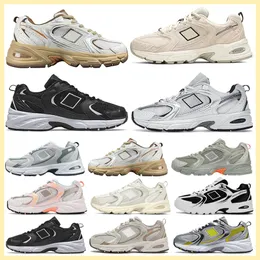 Domande di spedizioni gratuite da donna 530 Scarpe Causal Designer 530S TRAIEENRS MUNSELL BIANCO BLANCO Ivorio METALLICO SCHETTO PERCOLO PINK RAIN CLOUP CLASSA CLASSE SNEAKER DHGATES