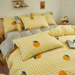 Bedding Define Grid Amarelo algodão Velvet 4pcs Coral Tampa de coral Conjunto de tampas e fronhas de colcha podem ser vendidas separadamente