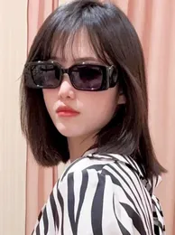 Okulary przeciwsłoneczne Kobiet marki ggccc zaawansowane metalowe okulary przeciwsłoneczne opcjonalne haikyuu goth spadek algebra słuchaj wspinaczka niejasna Netflix 4361 Mijia Temple Look
