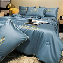 Leichte Luxus gewaschene Sommer Cool Quilt Ice Seide Klimaanlage Single Double Dünndecke Bettwäsche Queen -Size -Bettdecke 240514