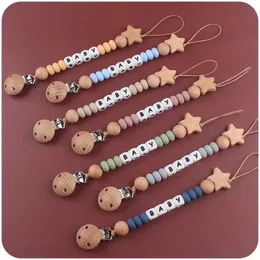 حاملي Pacifier Clips# DIY Baby Personalized Name Pacifier Clip Star Wood Silicone Sixion Cushion Bracket Bracket Pacifier Clip Anti Drip Stain Toy Toy D240521