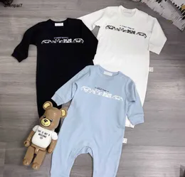 Top-Säuglings-Overall-Anlagen Minimal Design Jungen Mädchen Plüsch Set Größe 59-90 Buchstabe Logo Druck Neugeborenes Baby Krabbeln Anzug Januar 10