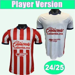 24 25 Chivas Player Version Soccer Trikots L. Brizuela Perez Guzman Mozo Macias R. Cisneros Heimfußball -Hemden Kurzarmuniformen