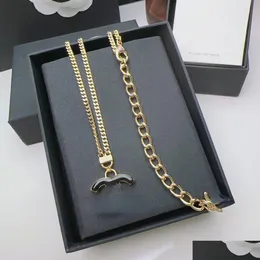 Naszyjniki wiszące kobiety luksusowy designerk naszyjnik choker o podwójnym literie długą łańcuch 18K Gold PlATED Party Jewelry Akcesoria z prezentem Dr OT7GK