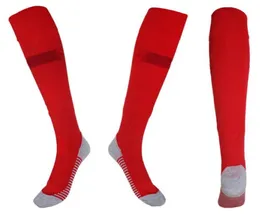 Rabatt Günstige Fußballsocken Langer Socksstreetwear Mode wandbare Gymnastik Jogging Sockstrainer Designer Sport Streetwear Traini1859513