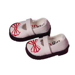 Scarpe BJD 1/8 Scarpe in pelle mini scarpe da prua giocattolo per bambole lati bjd WX8-20 Lunghezza 3,5 cm Accessori per bambole OUENEIFS 240514