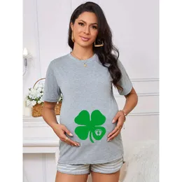 St. Patrick's Day L2405のための女性のマタニティ4葉のクローバーグラフィックプリントTシャツ