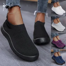 Casual Shoes Fashion Frühling und Sommer Frauen Sport flacher Boden leichter Slip auf gewebten Frauen -Sneaker -Stiefeln s s