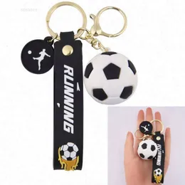 Großhandel Custom Custom 3D Mini Soccer Keychain Football Key Chains Designer Realtor verkauft Fokusperlen Silikon -Fokusperlen für Stifte Charaktere