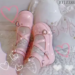 Tamanho Lolita Sapatos japoneses e sandálias Mary Jane Women Heart Buckle Jk Linda garota estudante Kawaii Sweet Waterproofsa C2F