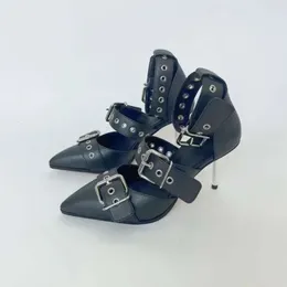 Sandali in pelle nera Cintura di cintura con fibbia per la donna scarpe appuntite testa sapatos femminino stiletto tacchi alti zapatillas de mujer 20 765