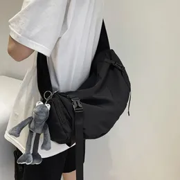 Japon fonksiyonel naylon sling çantası nötr büyük kapasiteli omuz çanta çapraz kanatlı çantalar kadın için kadın kız mesajı Tas 240520