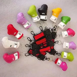 Mini Boxing Glove Keychains Fashion Couple Pendants Keychains Designer 9 Colors Bags Widget Womens Mens Unisex Key Chains Gloves Pendant Keychain