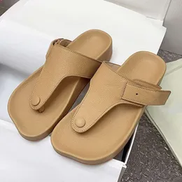 Designer desliza facilitar o dedo do pé post sandália em sandálias de caldeira de pele de cabra sapatos de praia de verão de verão com caixa 570